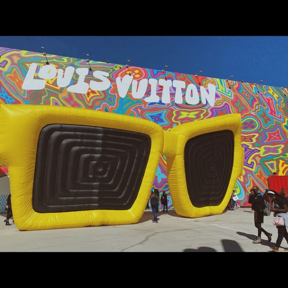 Meet your Posher, Meghan - Picture 1 of 1